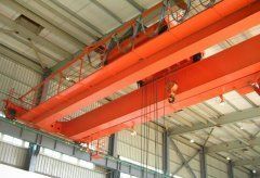 供應(yīng)鄭州滎陽橋式與門式起重機，助力工業(yè)高效運轉(zhuǎn)